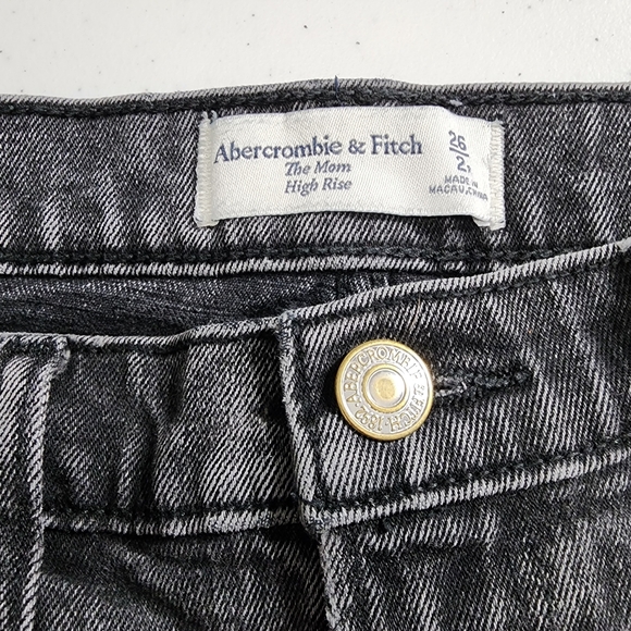 Abercrombie & Fitch Black Mom High Rise Jeans Distressed Sz 26 2R - Picture 9 of 9